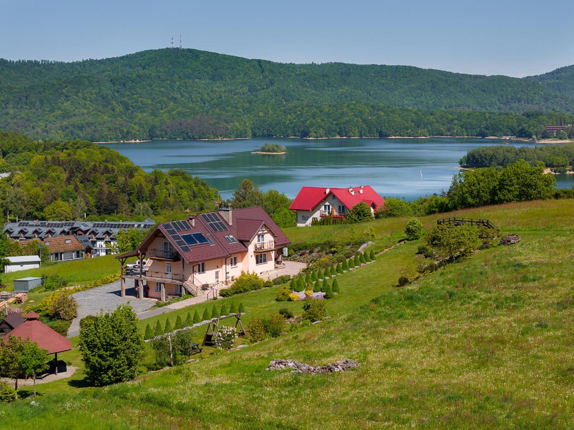 Willa Diana- Z Panorama Jeziora I Gor W Polanczyku Kültér fotó